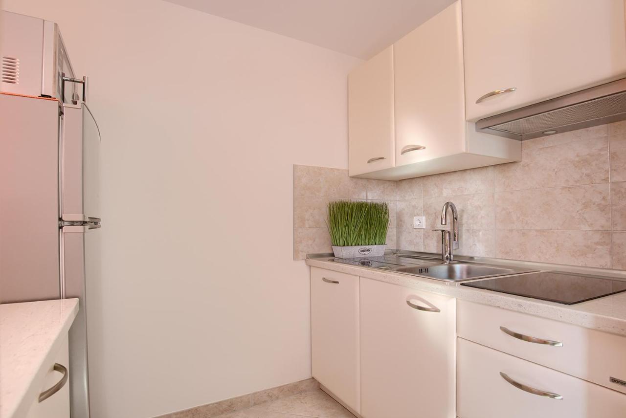 Apartments Orange メドゥリン エクステリア 写真